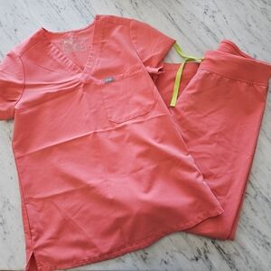 Figs Technical Support Set (Shirt And Pants) Womens Sz XS- Pants Are Petite